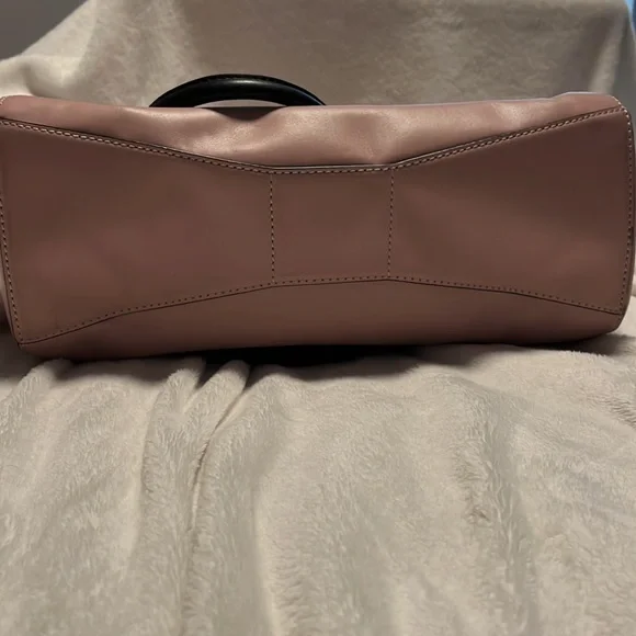 Kate Spade Blush and Black Shoulder Bag - Picture 4 of 14